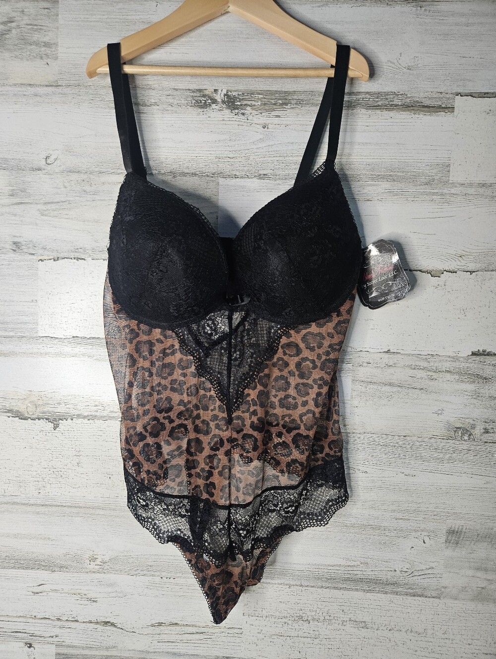 New with tags Black Fuchsia leopard print teddy bodysuit lingerie thong 1X